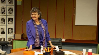 HOW TO PLOT A HIT IN TWO DAYS cast