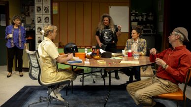 HOW TO PLOT A HIT IN TWO DAYS cast